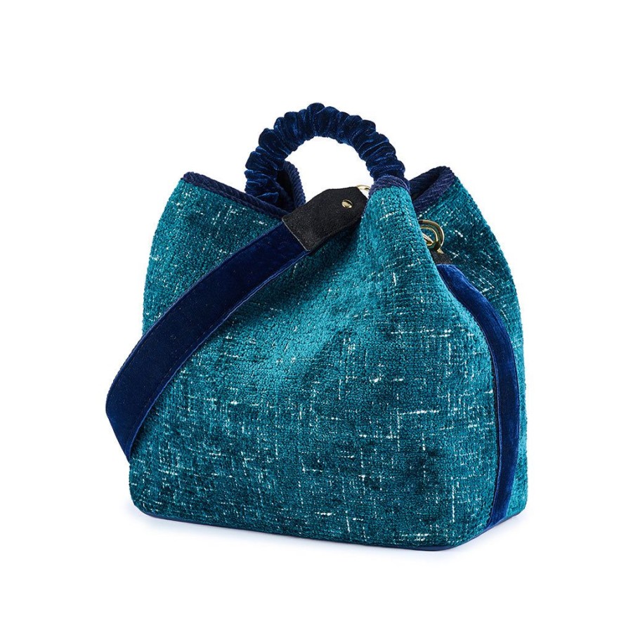 Women'S Clothing & Accessories ViaMailBag | Coral Chenille